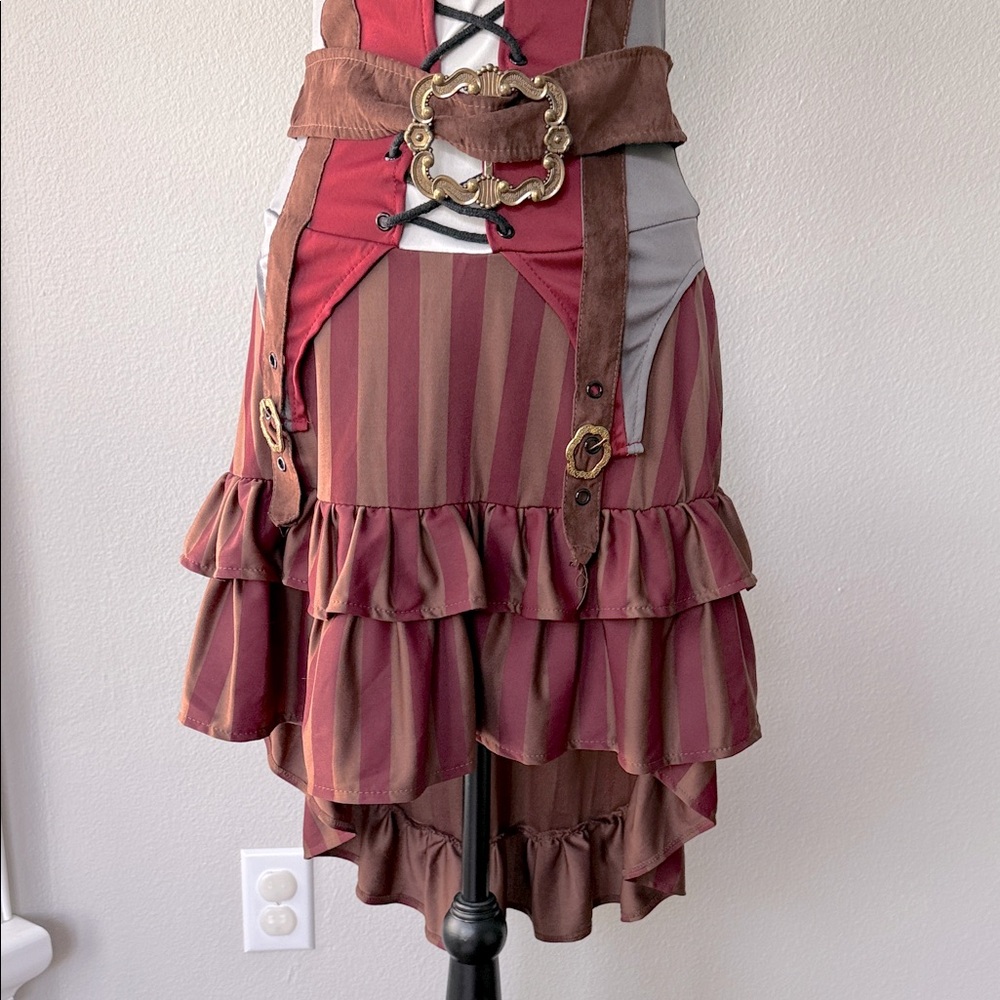 Women’s Pirate Costume - With hat - Picture 5 of 12